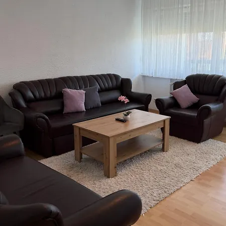 Апартаменты 3-zimmer-wohnung Mit Balkon, Parkplatz & Wlan Карлсруэ